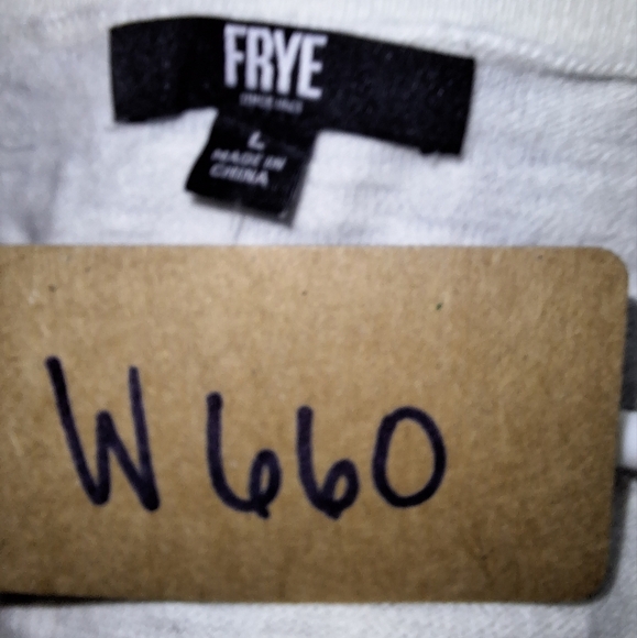 A FRYE Knitted Women's White Knitted Sweater In A Size Large. NWOT. - Picture 9 of 9